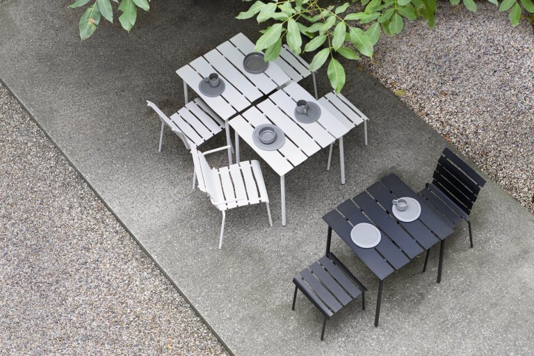 Valerie Objects Aligned tuinstoel off white