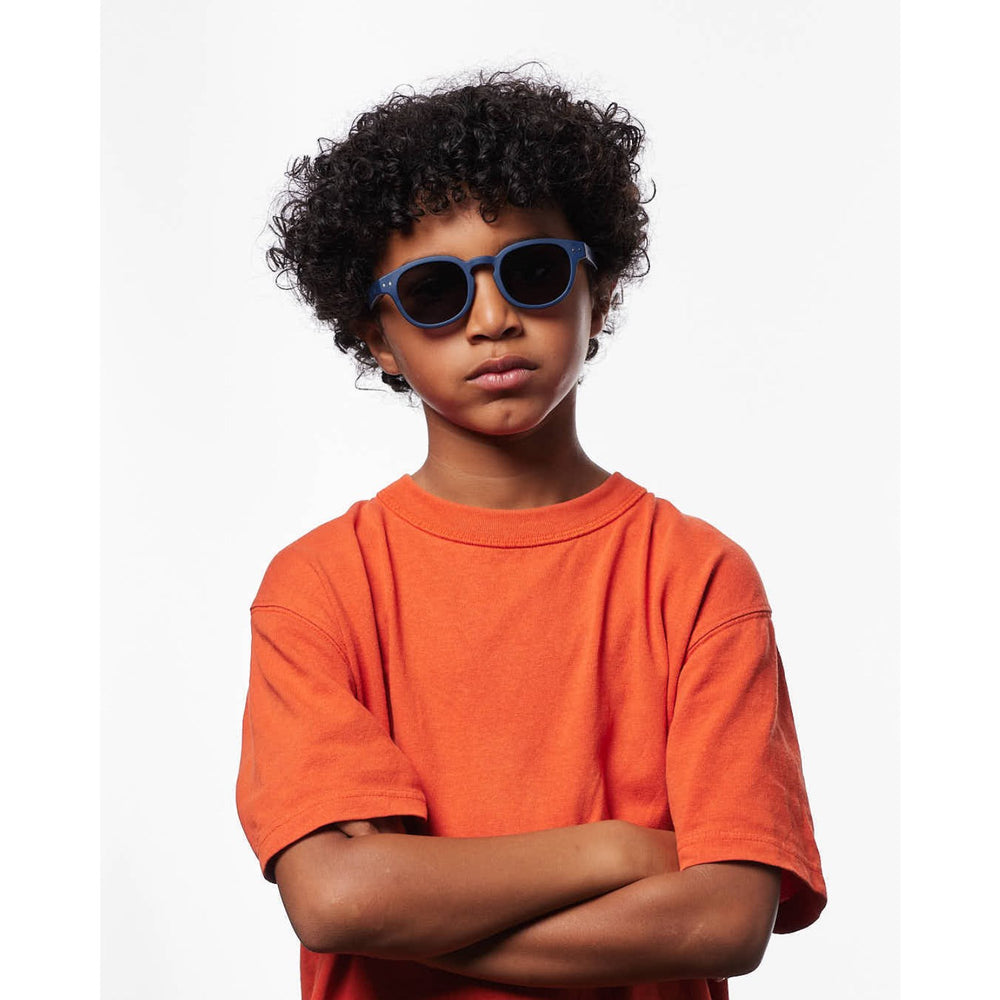 Køb Izipizi JUNIOR 7/11 C Navy Blue Solbriller