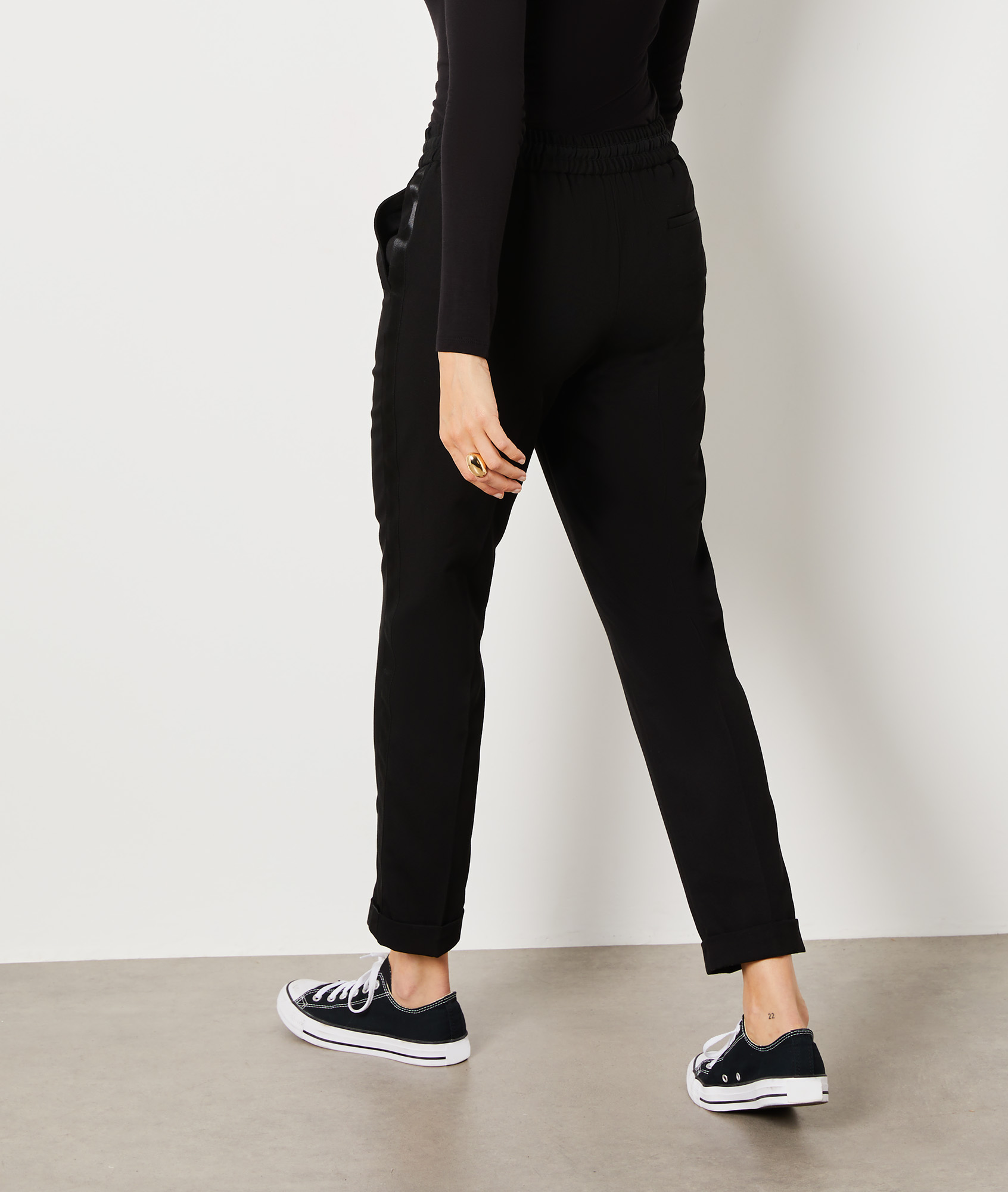 Pantalon coupe cigarette