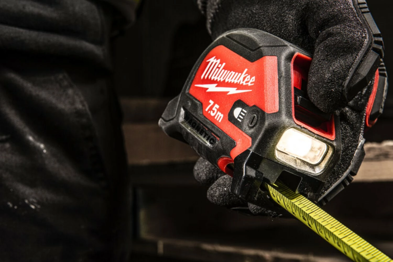 Milwaukee 4932492469 Rolmaat - 7,5m x 30mm - LED