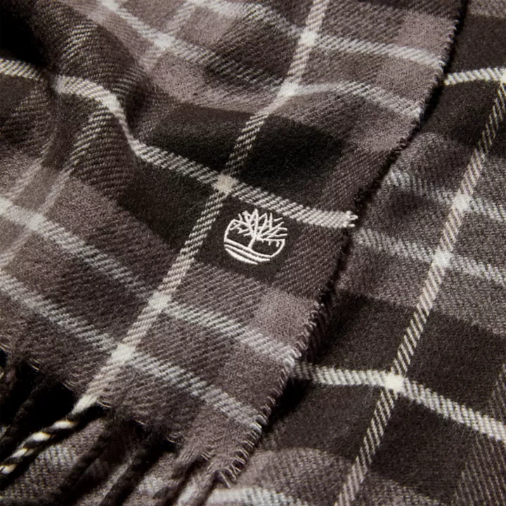 Cachecol xadrez Cape Neddick para homem, na cor cinza, com caixa de presente.