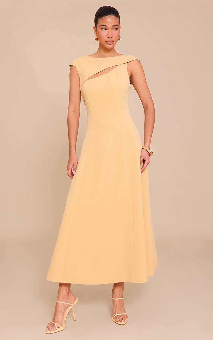 Butter Yellow Robe Longue Asymétrique À Découpes