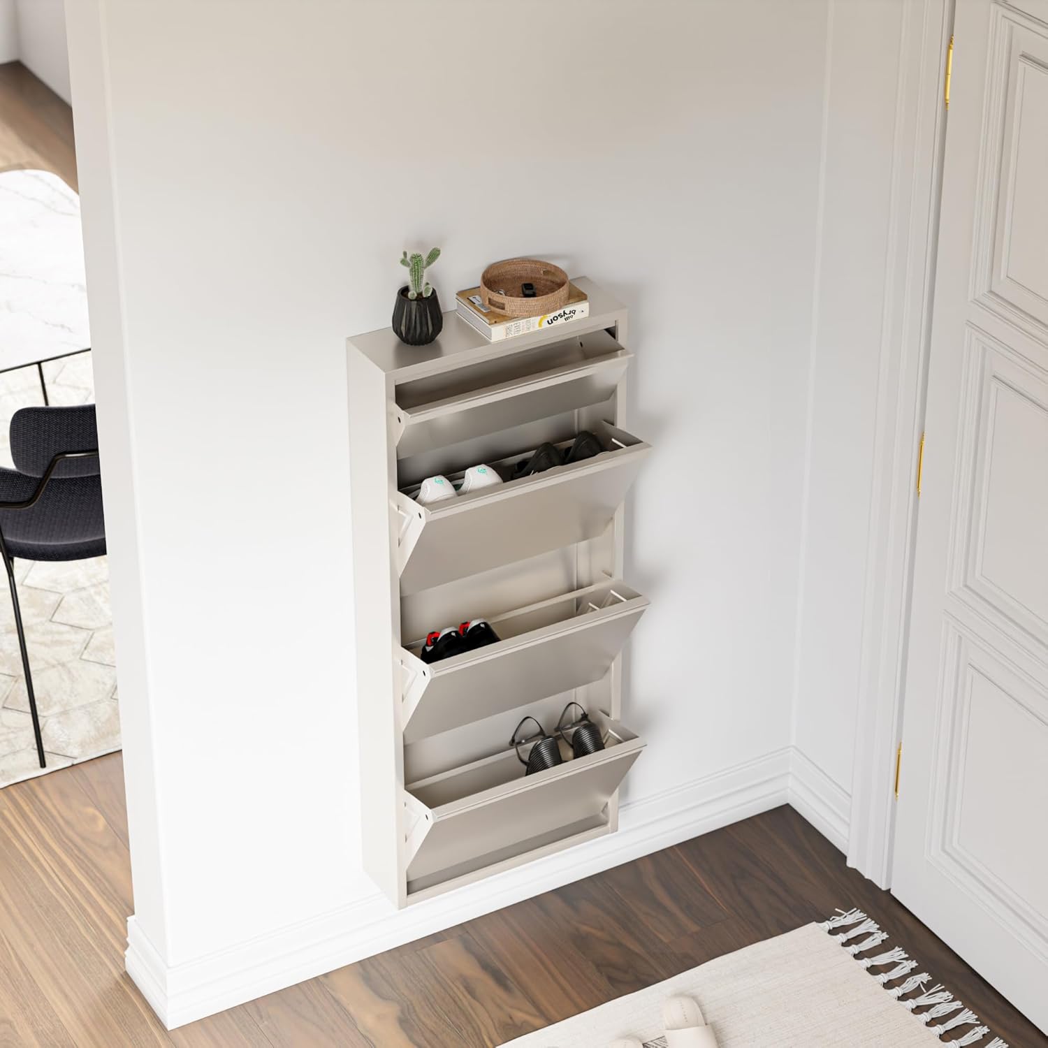 [en.casa] Schuhschrank Sokndal Schuhkipper mit 4 Klappen Metall Schuhkommode für 6 Paar Schuhe 118 x 50 x 15 cm Pfefferweiß