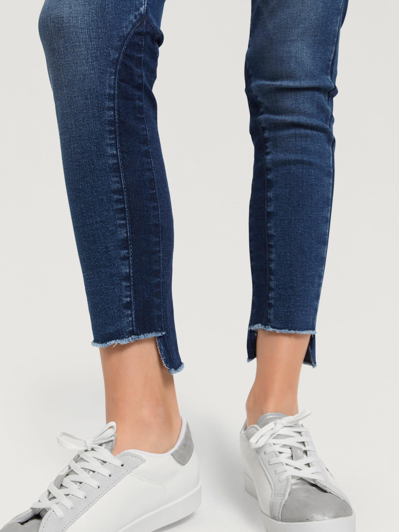 Jeans effet ventre plat longueur 7/8