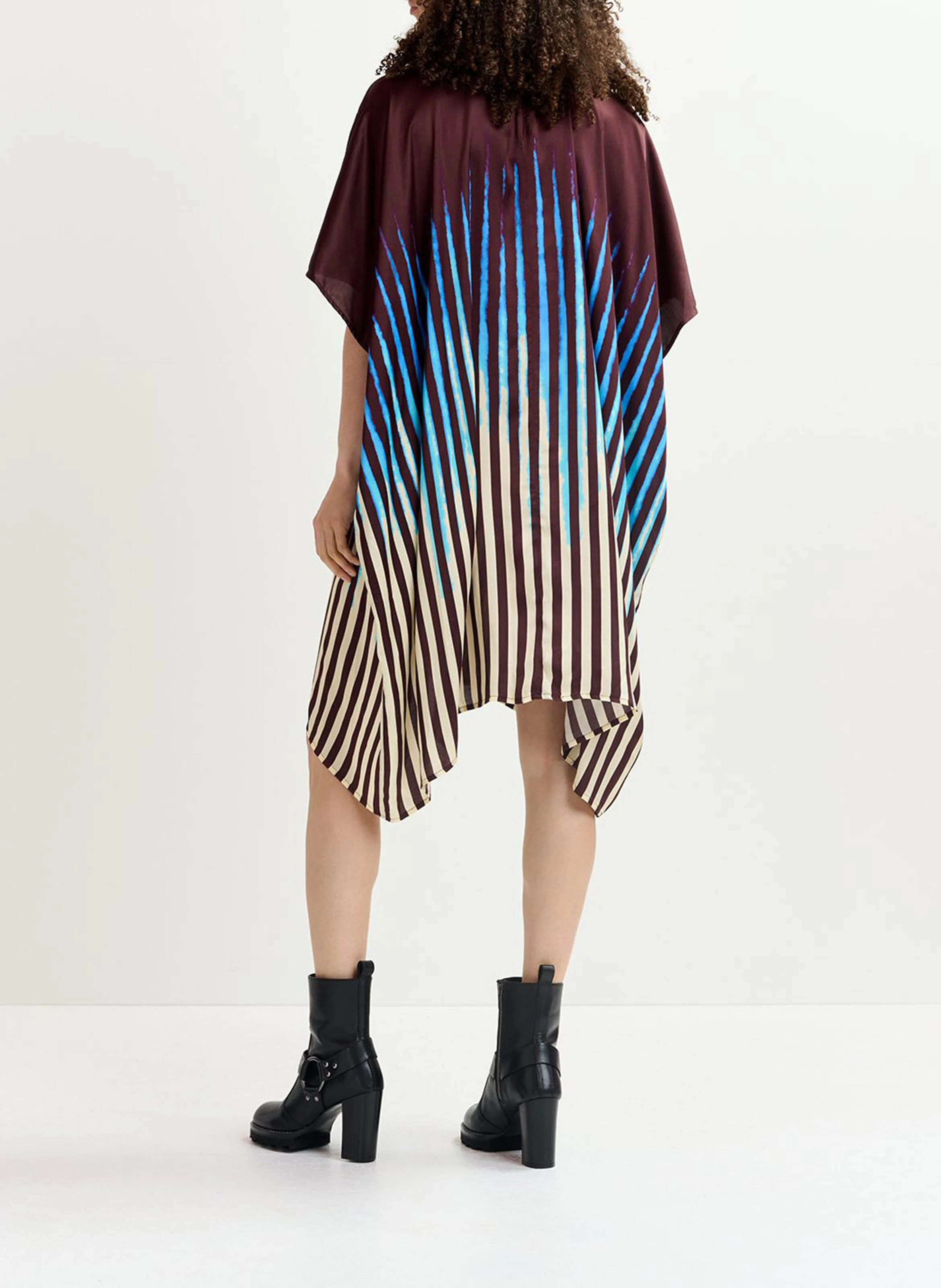 GORILLA - Robe midi col montant imprimée | Multicolore