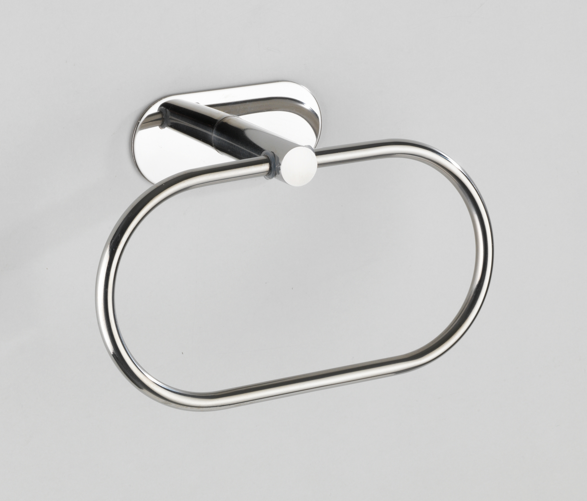 Wenko Orea turbo-loc handdoekring RVS glans