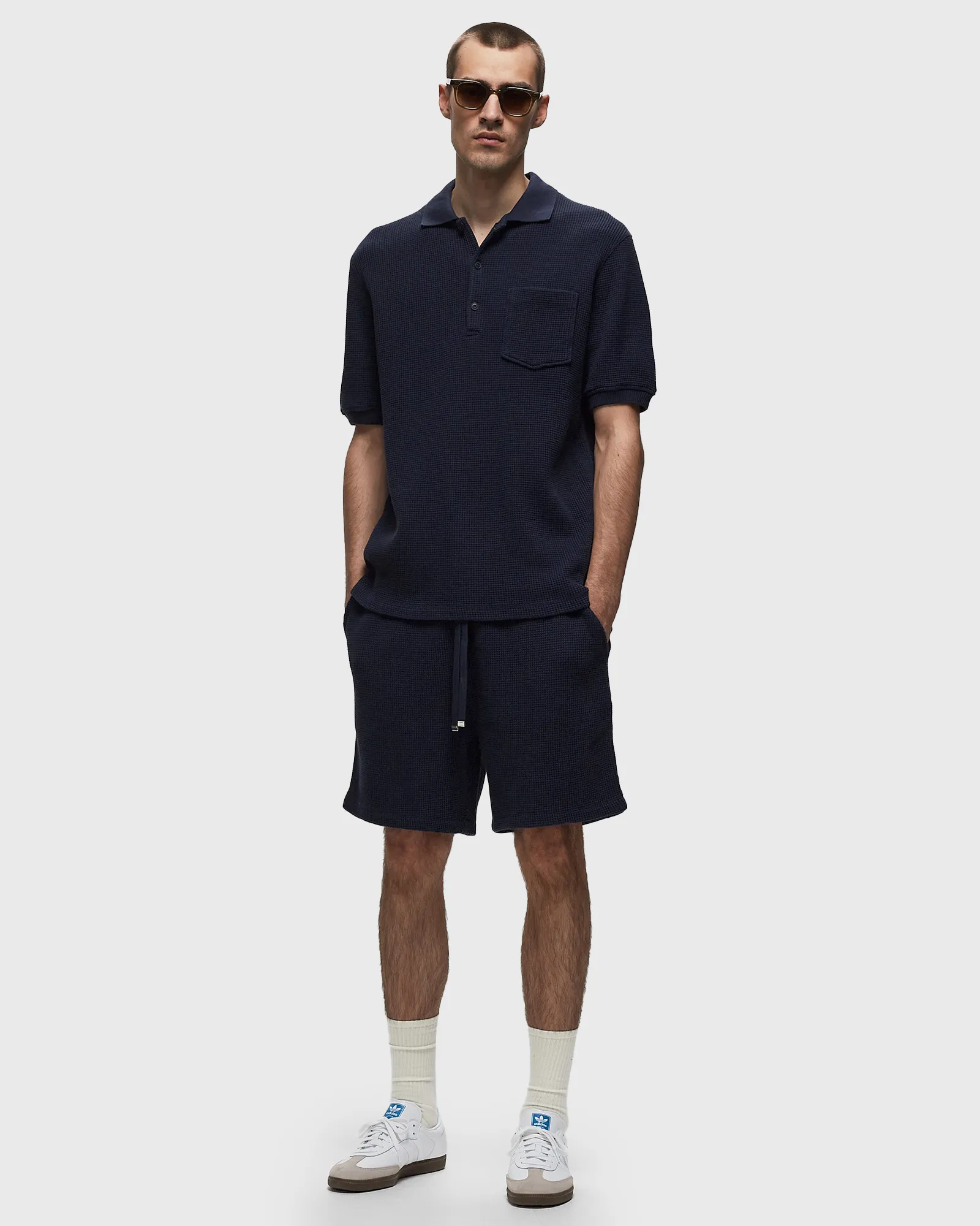 CLOSED SHORTS