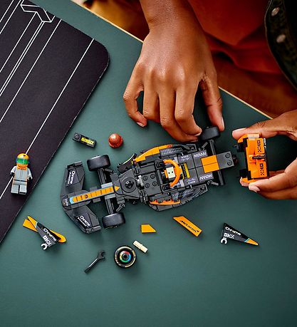 LEGO® Speed Champions - McLaren Formel-1 Rennwagen 2023 76919