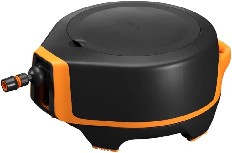 Fiskars Waterwheel XL, All-Inclusive-Bewässerungs-Set, 25 m Gesamtreichweite, Autom. Einziehen, Gartenschlauch in Universalgröße (Ø 13 mm), Universal-Hahnverbinder, Schwarz/Orange, X-Series, 1067549