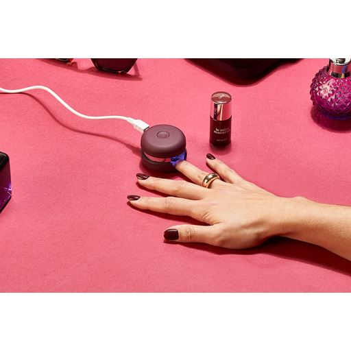 Le Mini Macaron Gel Manicure Kit, Cassis
