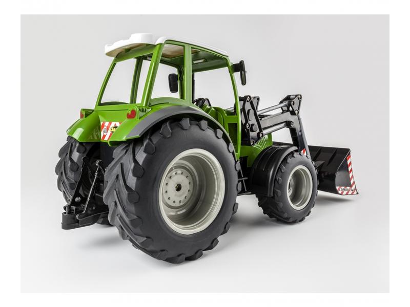 Carson Traktor mit Frontlader Grün, 1:16, RTR Ferngesteuerter Traktor mit funktionsfähigem Frontlader