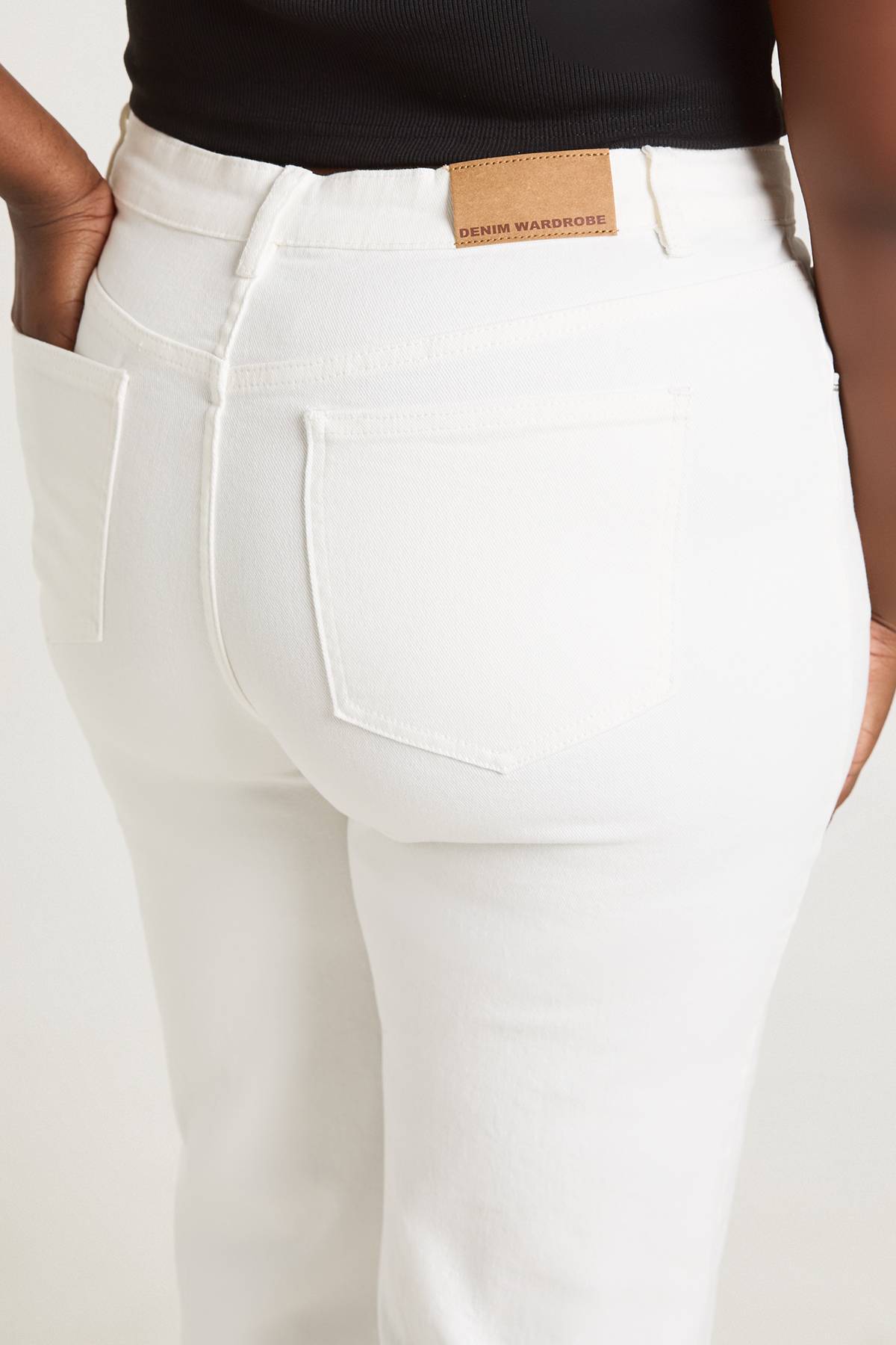 boohoo Le Jean Taille Haute Coupe Droite Grande Taille