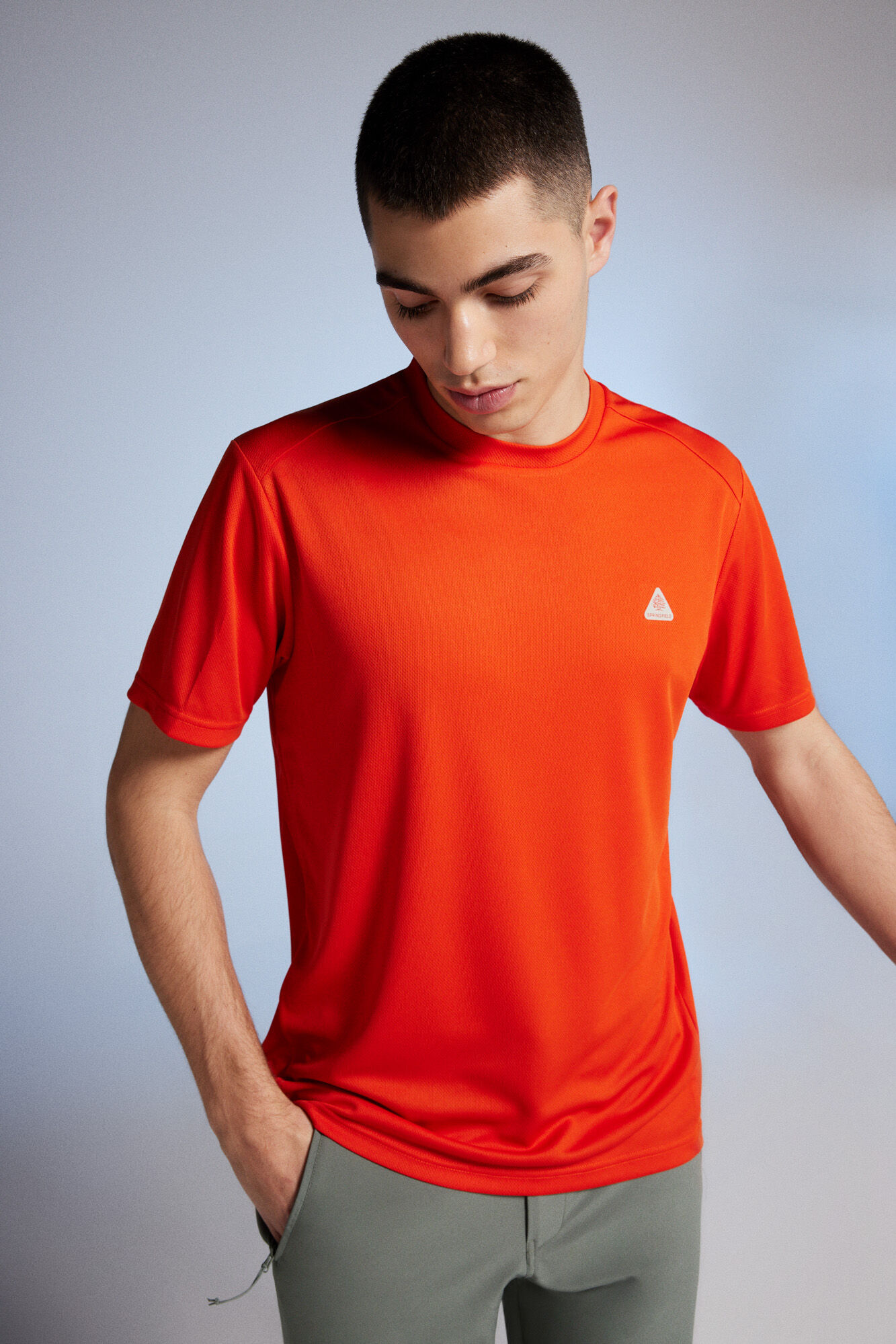 Camiseta de malha para atividades ao ar livre - laranja