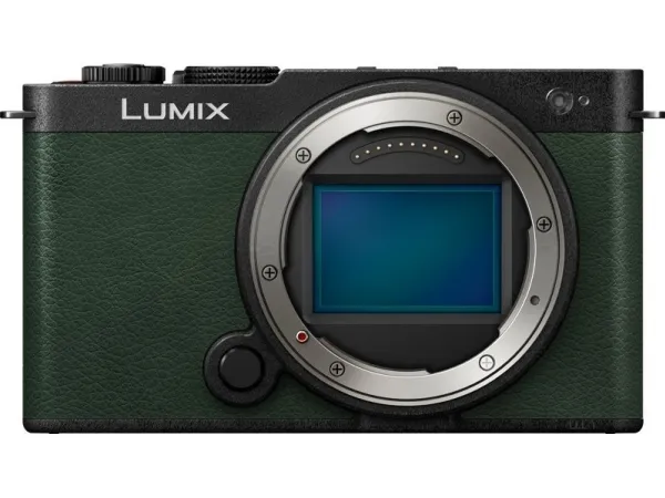 Panasonic Lumix S9, 24,2 MP, 12000 x 8000 pixel, CMOS, 6K Ultra HD, Berøringsskærm, Grøn