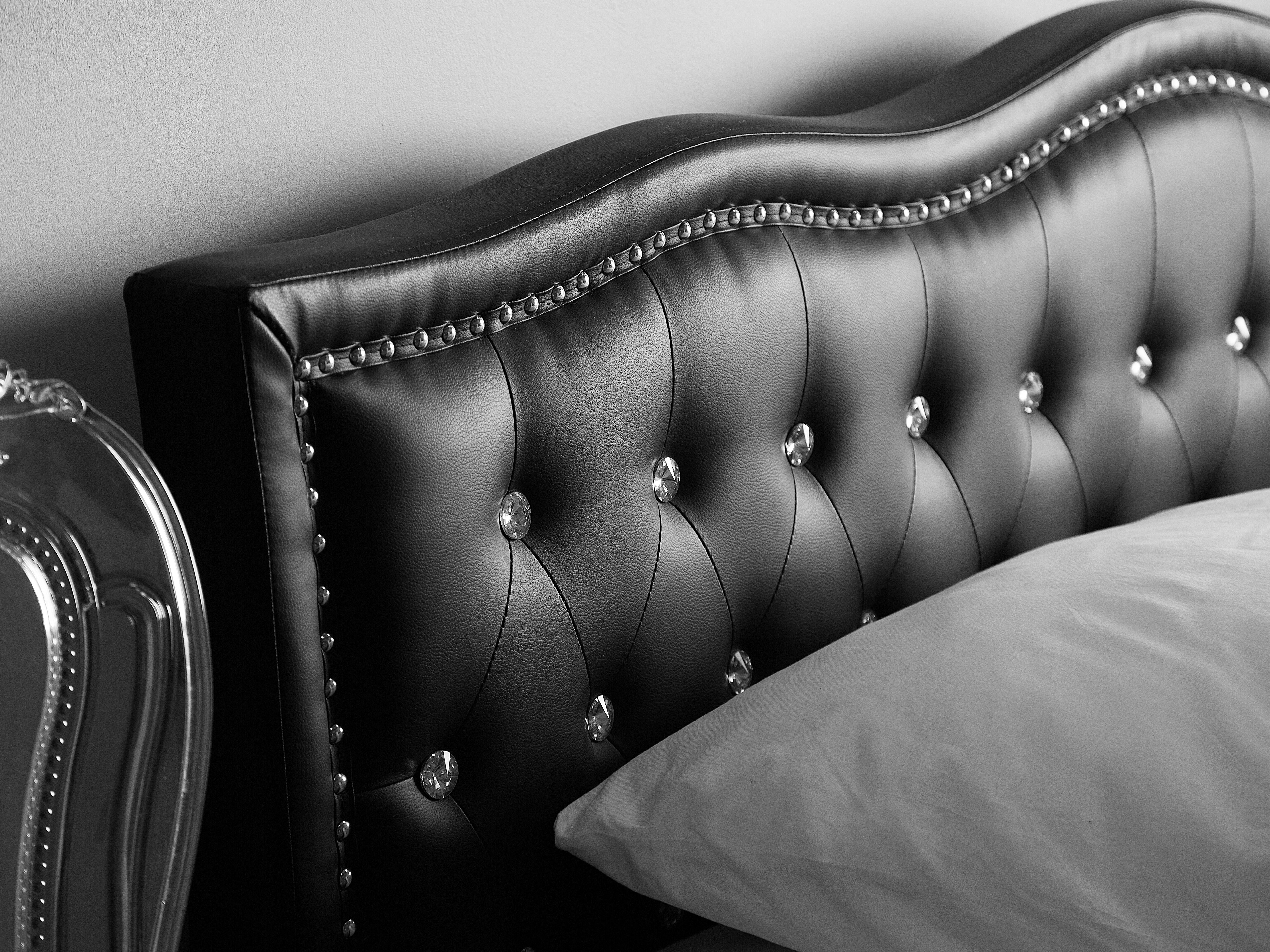Bed Kunstleer METZ 160 x 200 cm Zwart