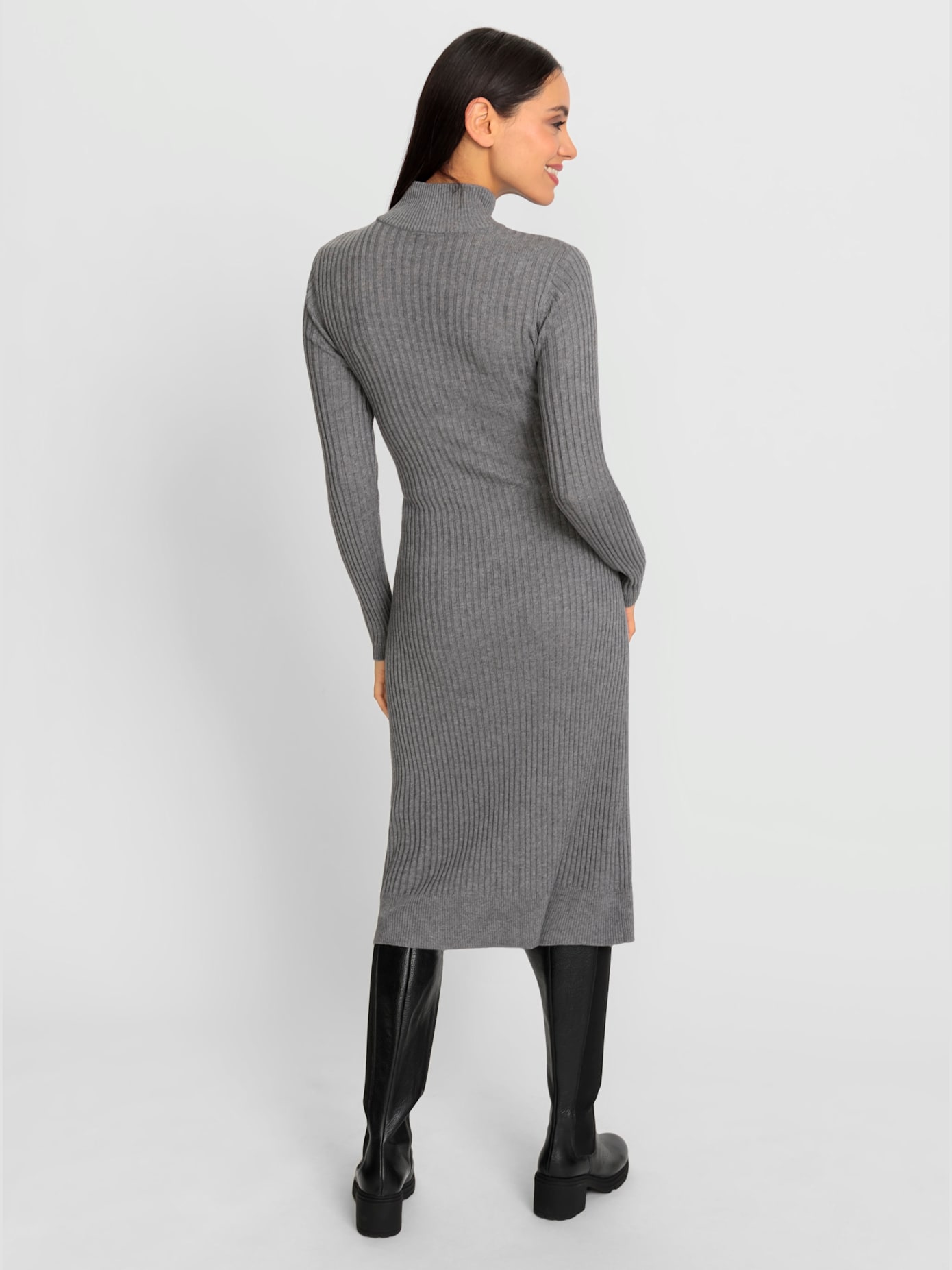 Robe en tricot tricot côtelé moderne