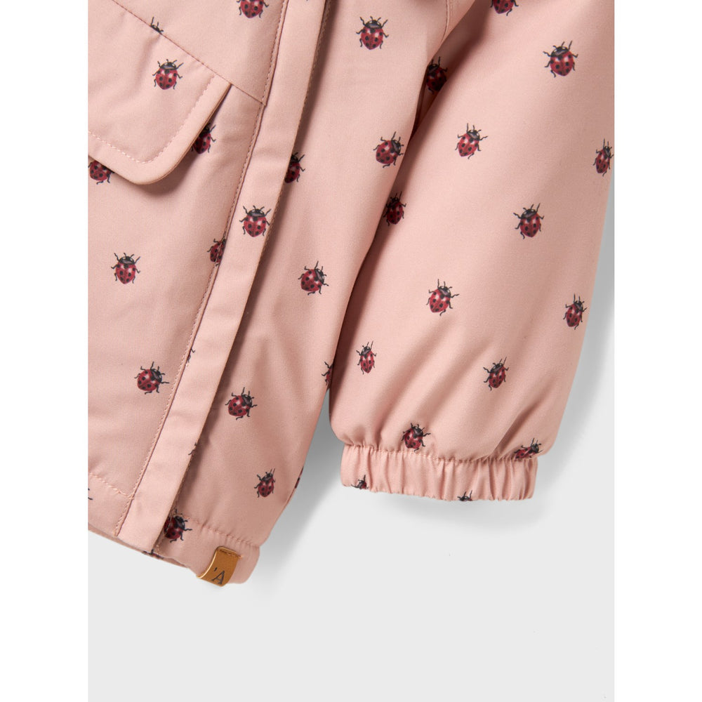Køb Lil'Atelier Misty Rose Ladybug Nbflasnow05 Jkt Aop Fo Lil
