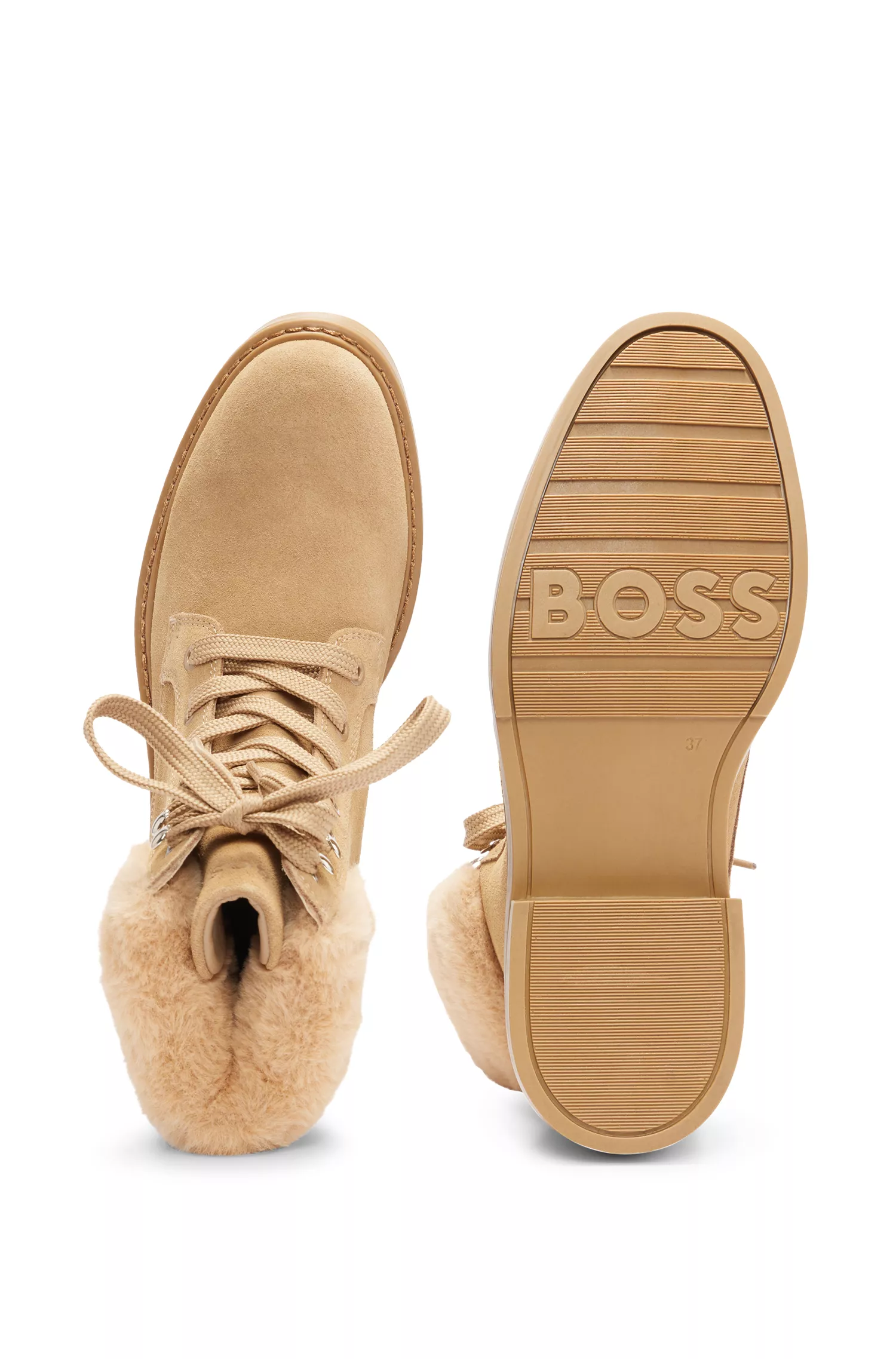 Botas BOSS pretas de camurça com cadarço e gola de pele sintética.