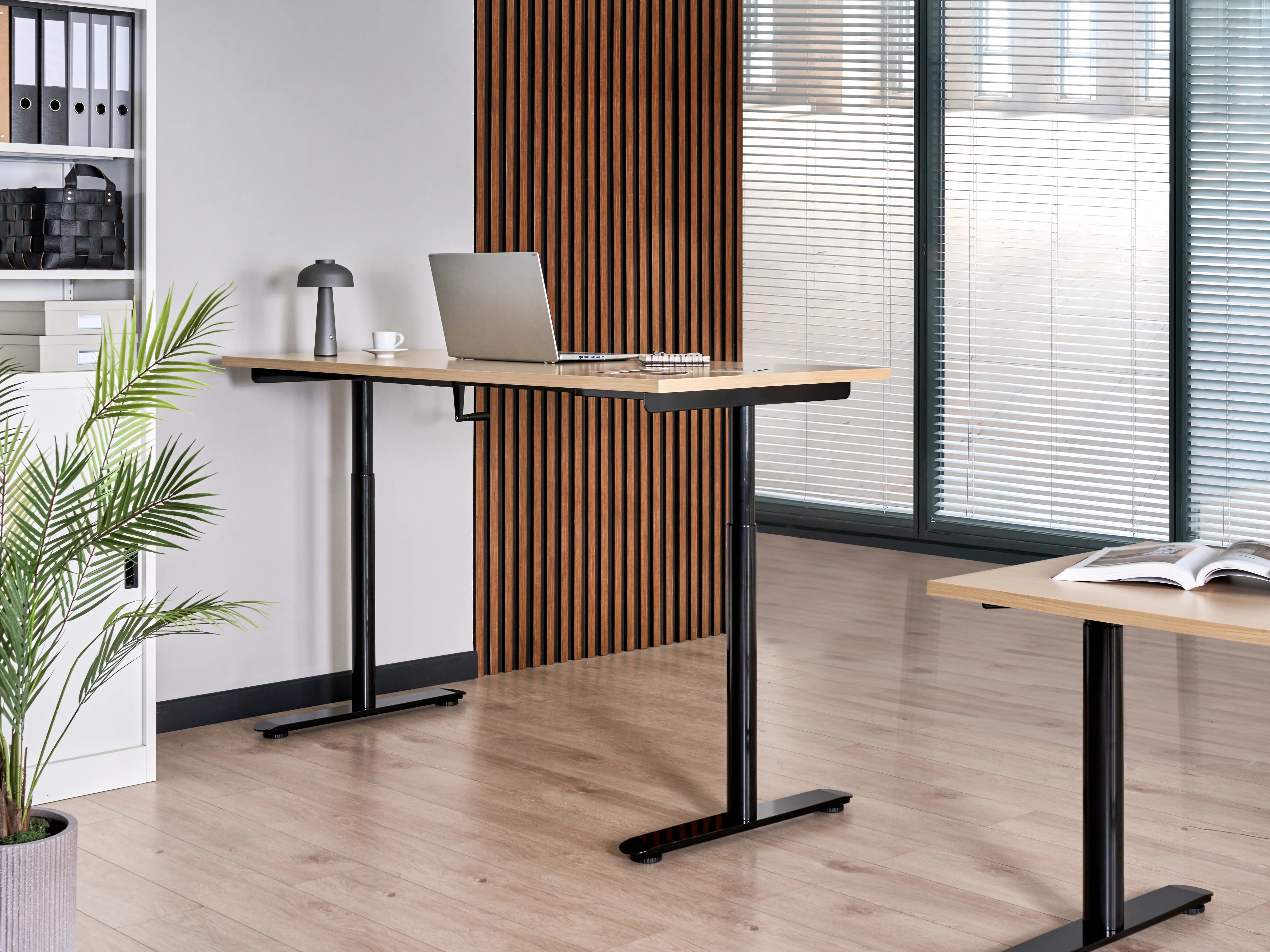 Handmatig verstelbaar sta-bureau DESTINAS Zwart/lichtbruin 160 cm 72 cm