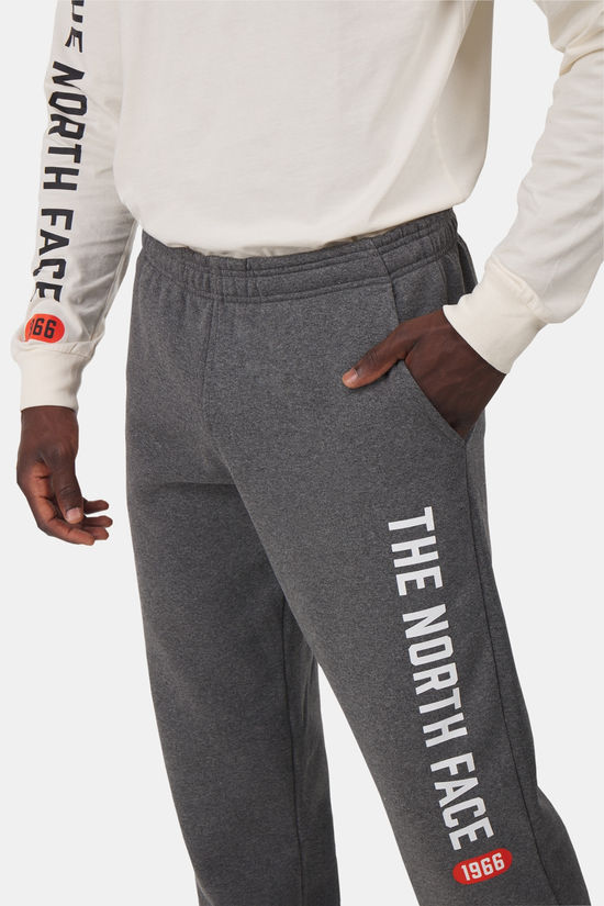 The North Face The North Face Varsity Graphic Joggingsbroek
