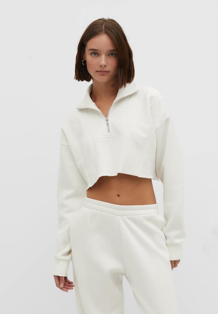 Blusa de moletom curta com zíper