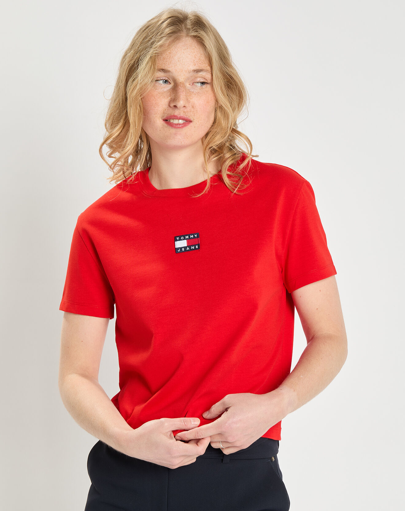 Tommy Jeans T-Shirt Badge rouge