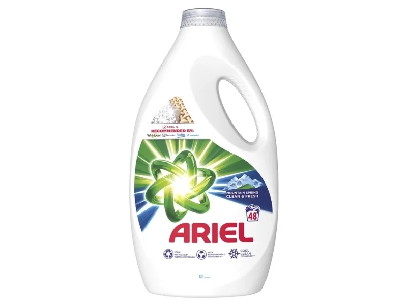 Ariel Płyn do prania Mountain Spring Clean & Fresh 2.4L