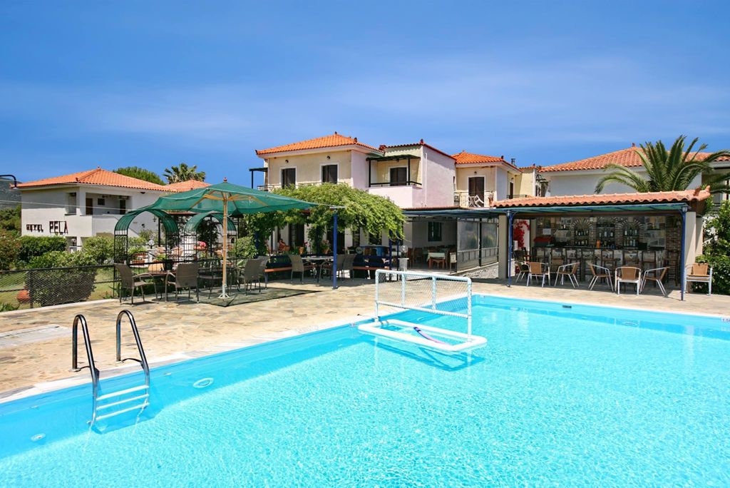 Fly & Go Pela Hotel Logies en ontbijt - Hotel