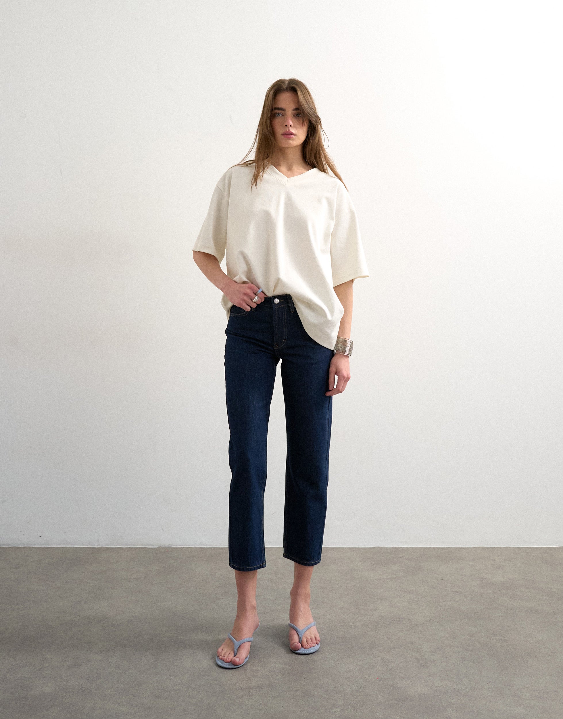 TSRUNWAY Mid rise Straight fit Jeans