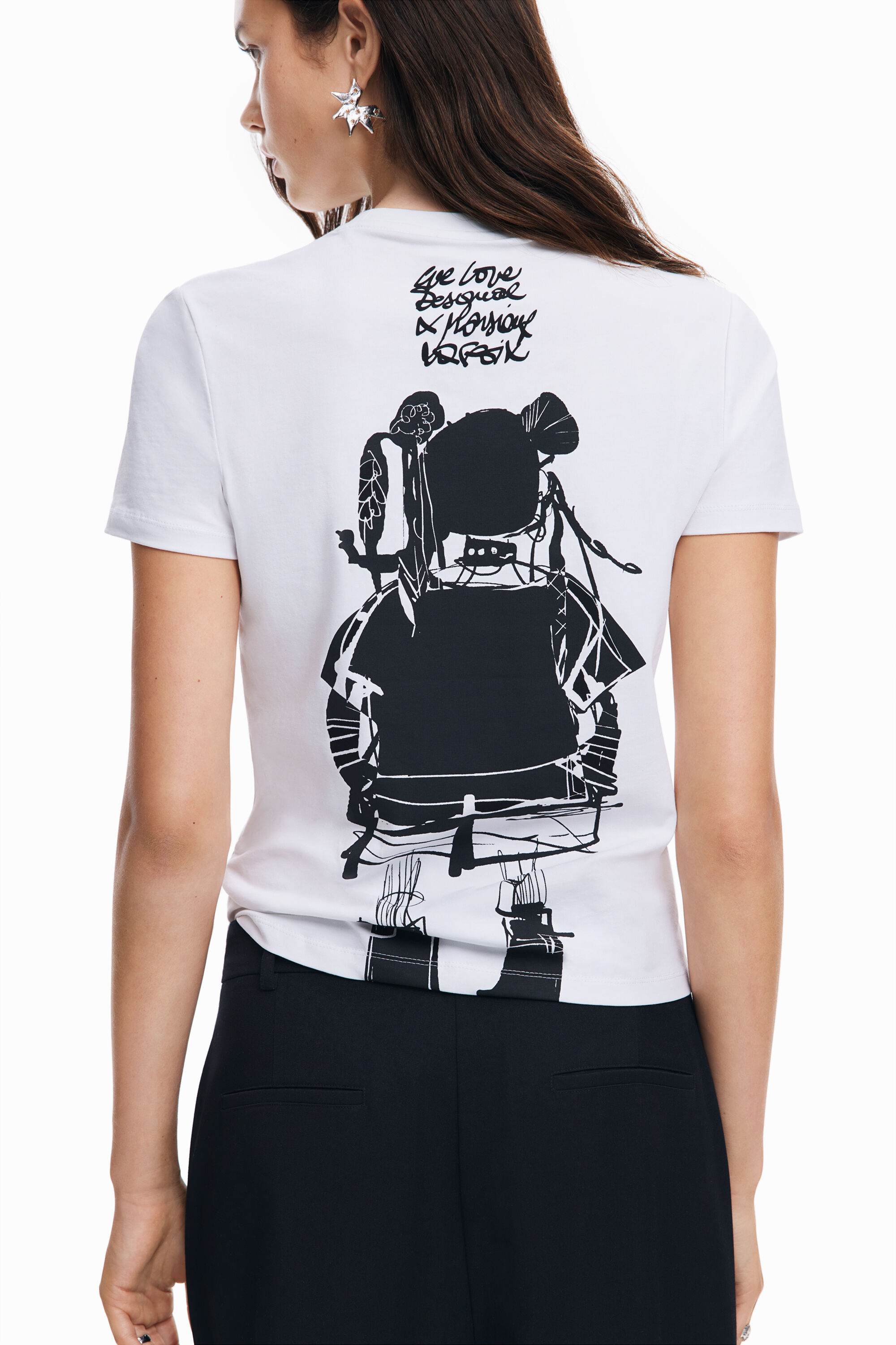 Camiseta ilustração M. Christian Lacroix