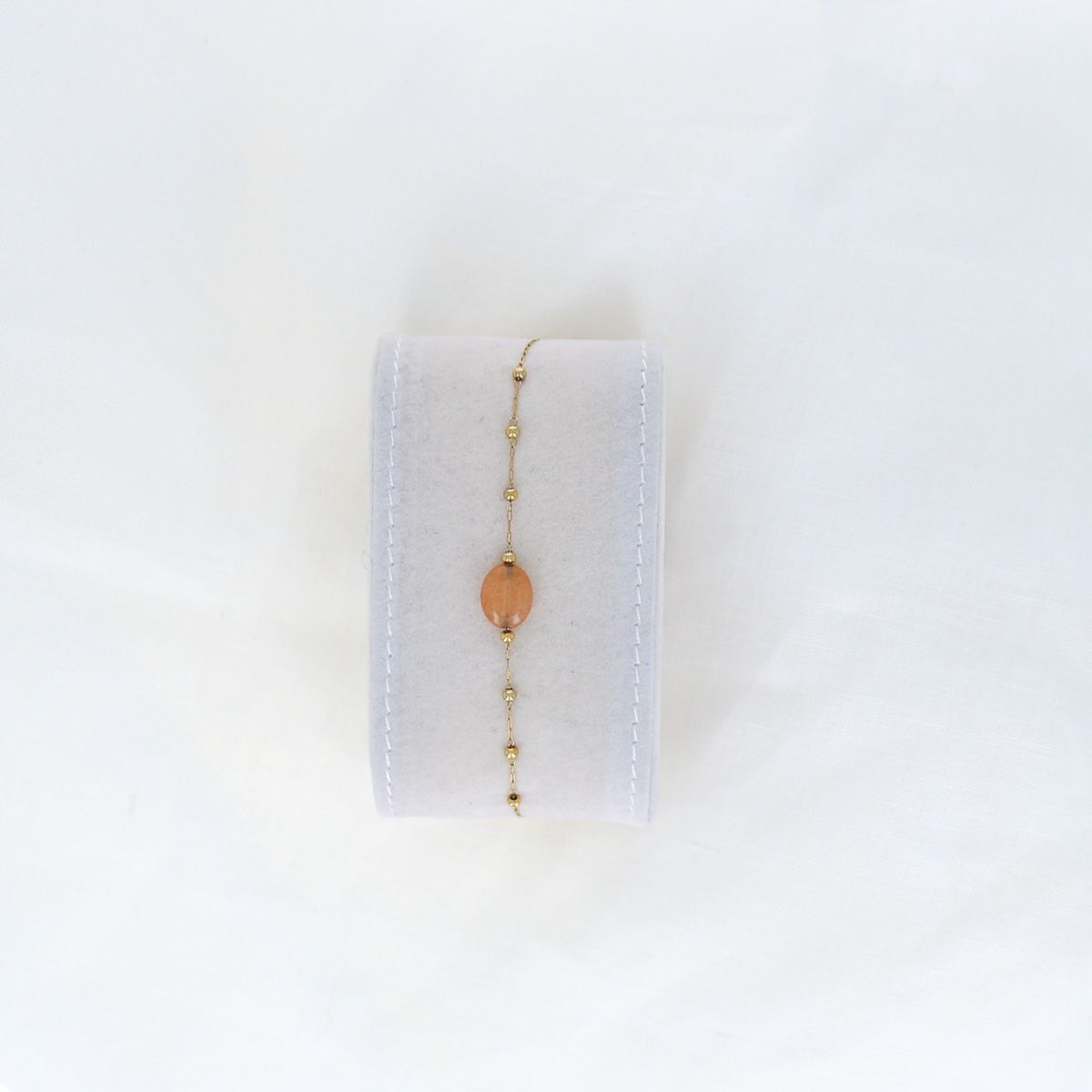 Bracelet doré pierre orangée Nusa Dua