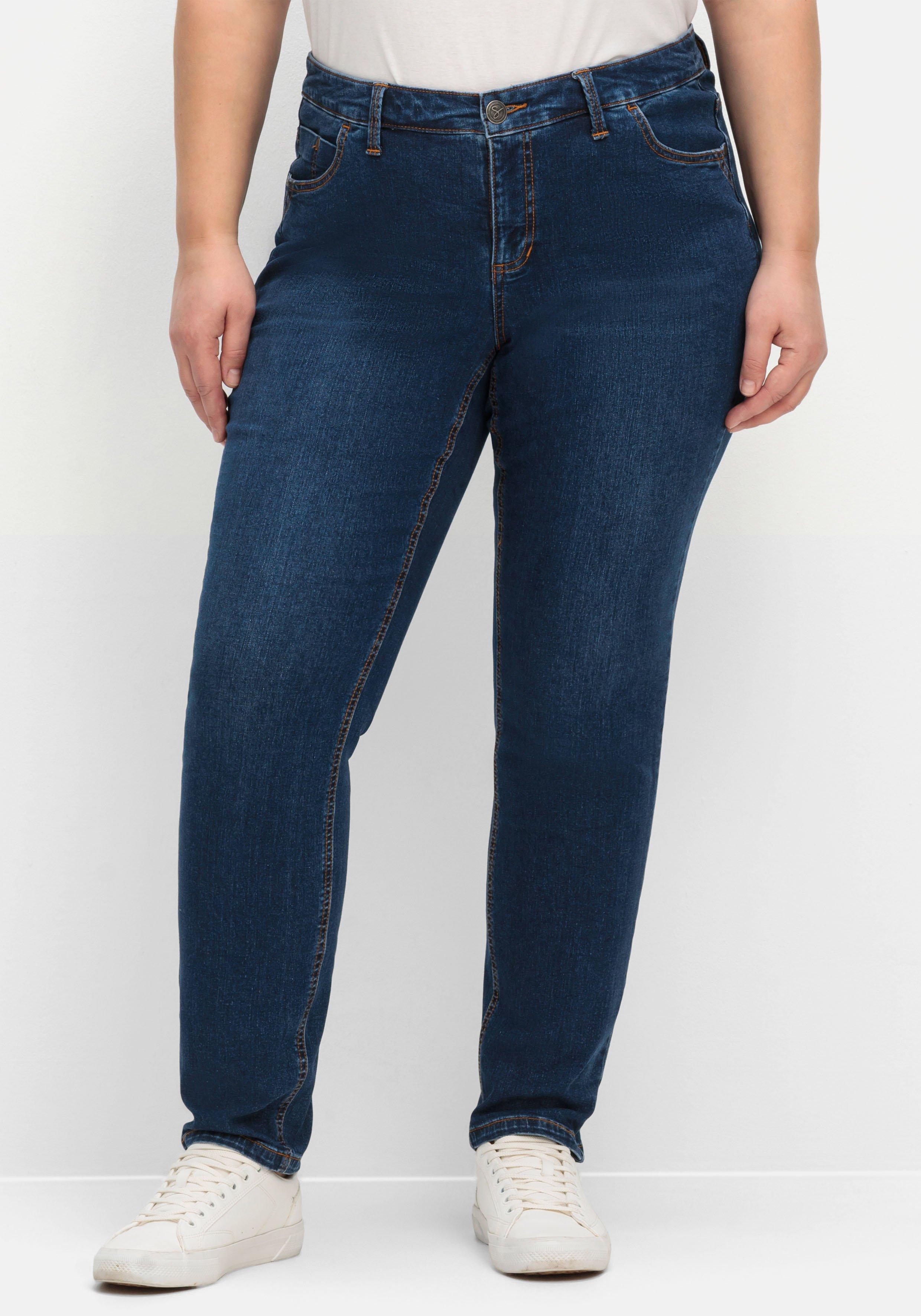 Schmale Jeans in Curvy-Schnitt VERENA