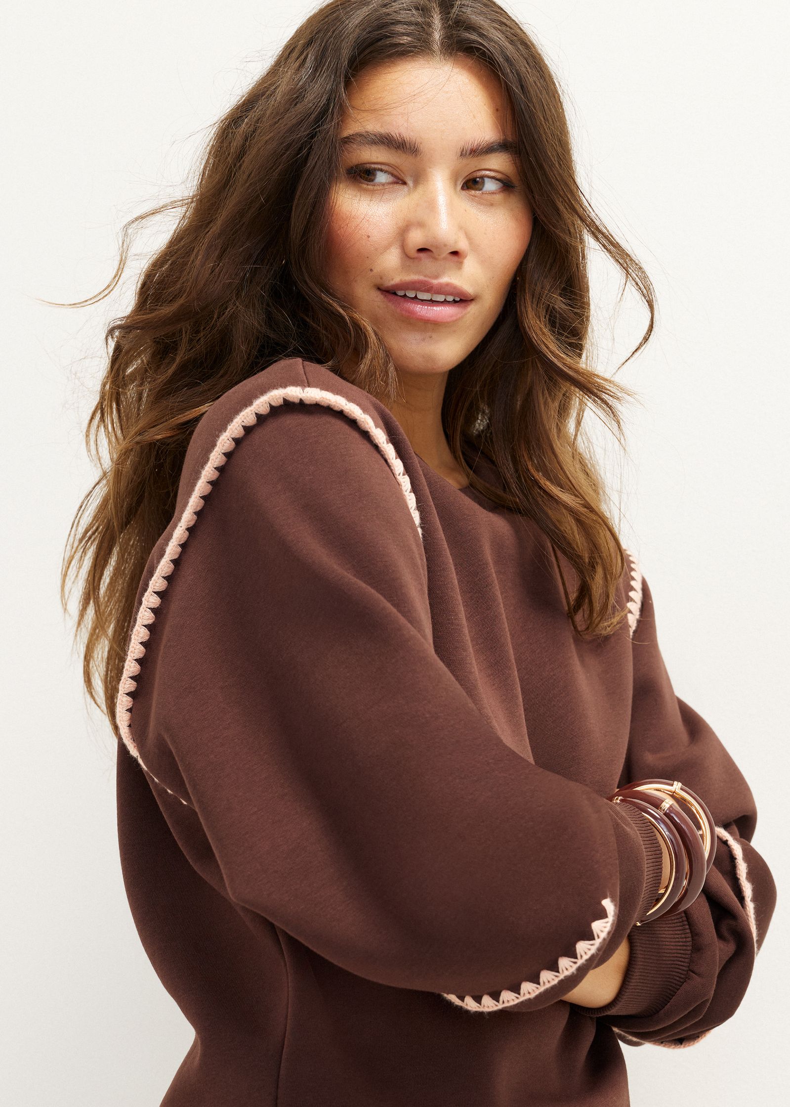 Sweater met feston details