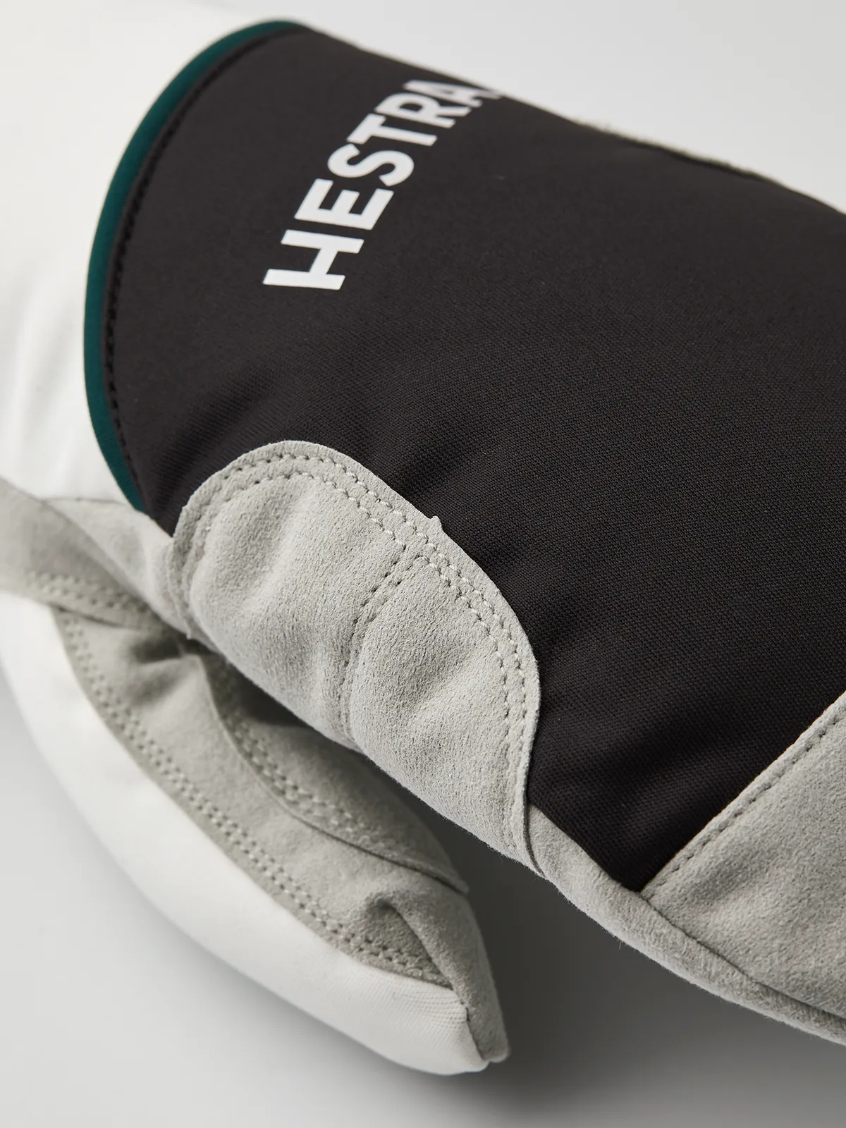 Hestra Comfort Tracker Mitt Black/Ivory