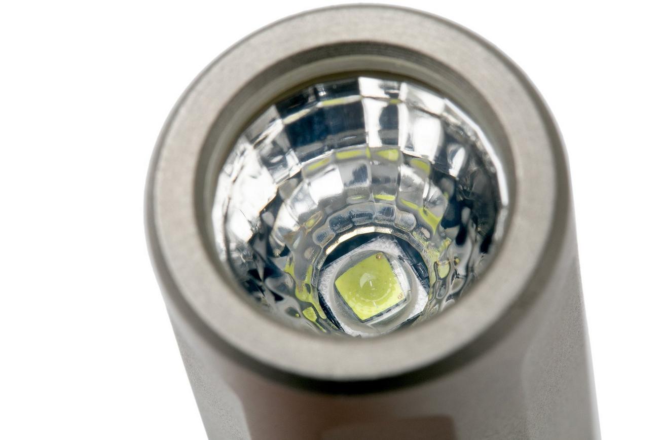 SureFire Titan Plus ultra-compact multi-output sleutelhangerzaklamp, 300 lumen