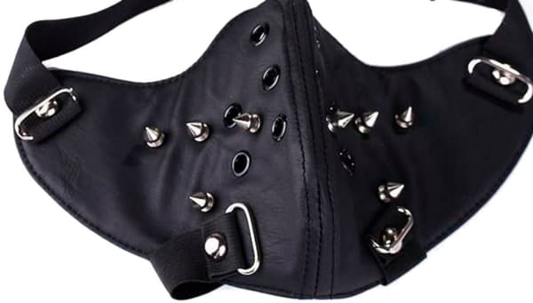 Halvmaske med nagler motorsykkel - Bondage