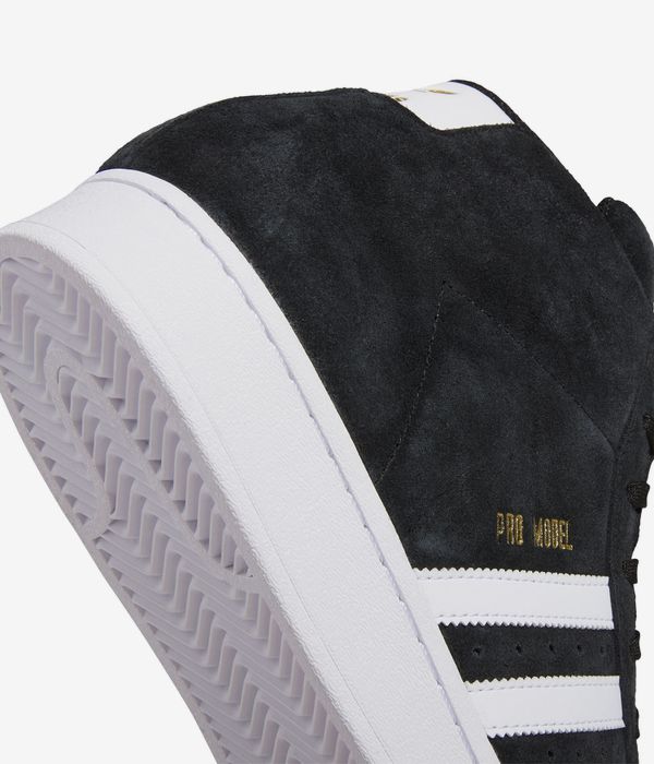 adidas Skateboarding Pro Model ADV Schuh (core black white white gold)