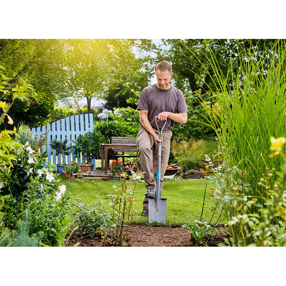 SPADE GARDENA NATURELINE 117CM