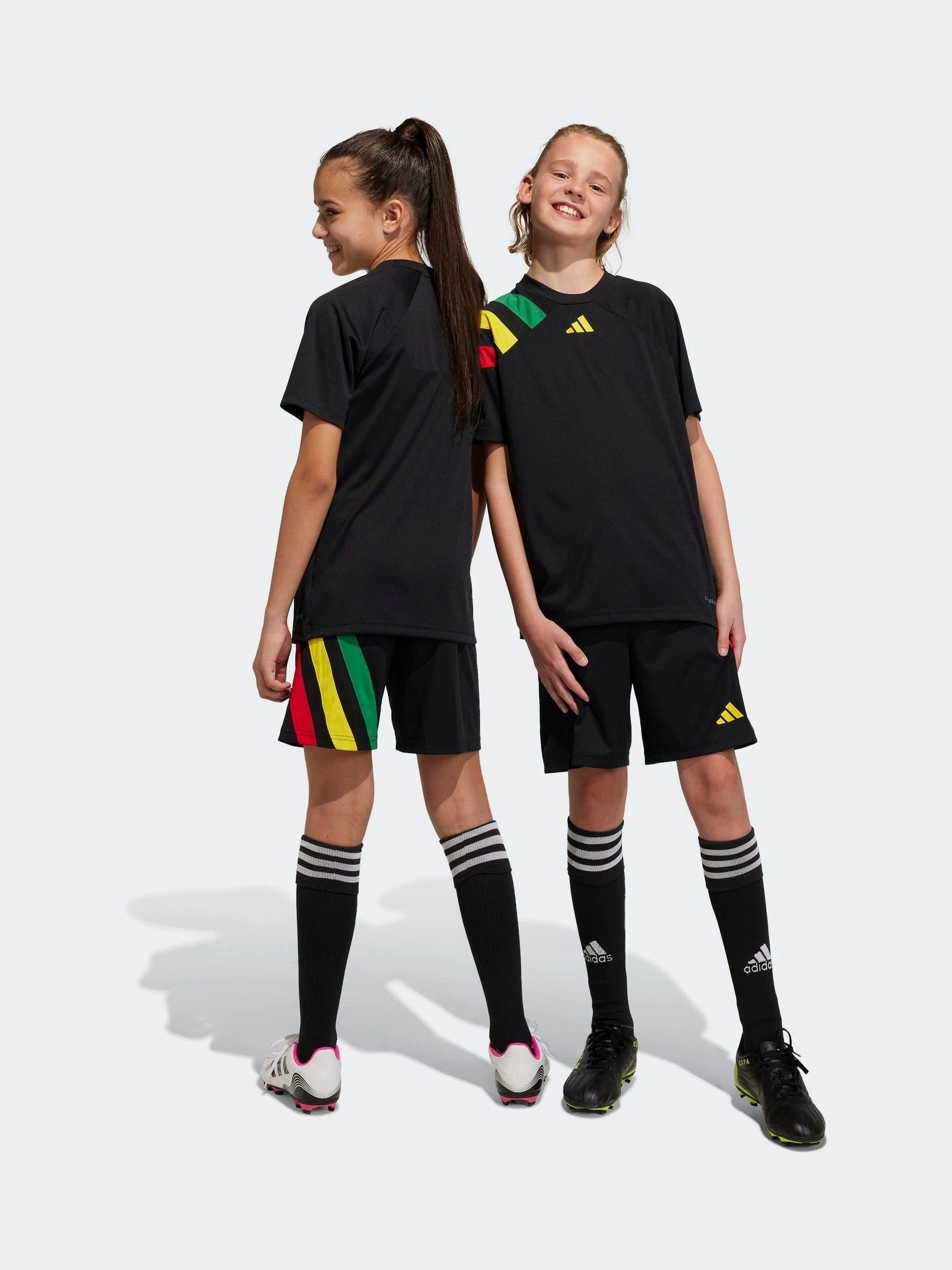 Rood met zwart - adidas Fortore 23 short