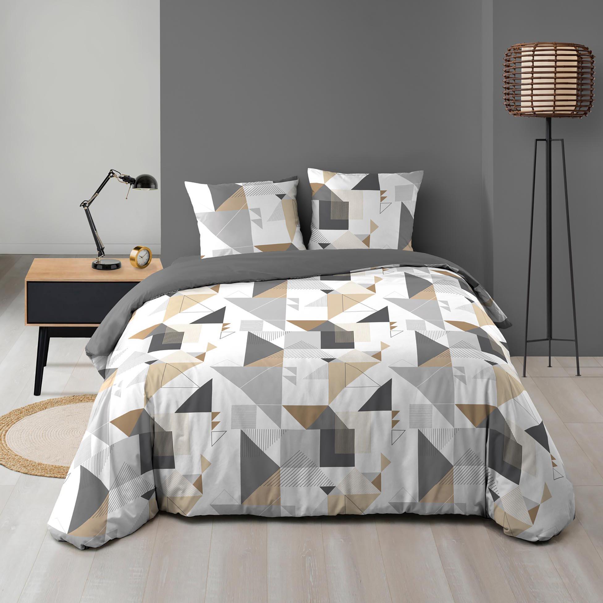 PARURE 240X220CM MICROFIBRE IMPRIMEE ALLOVER TRIGONE