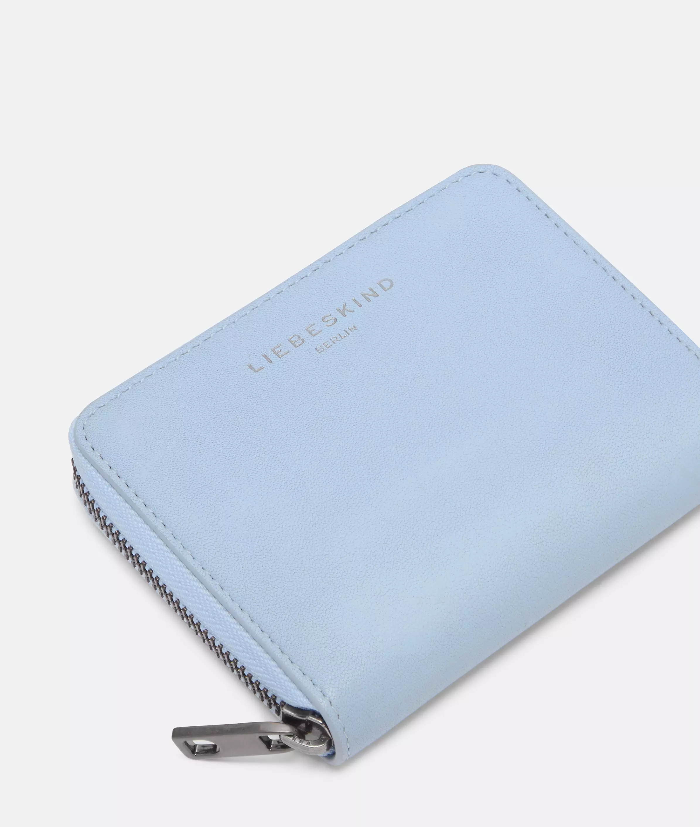 Wallet Spacious leather wallet