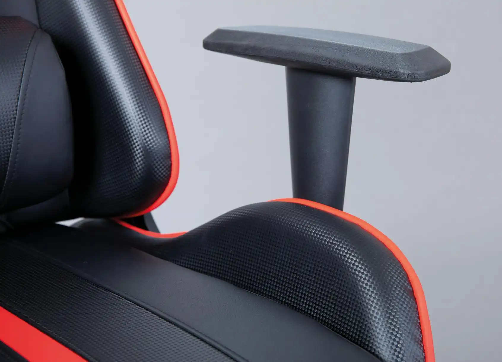 Drehstuhl  Rato Red