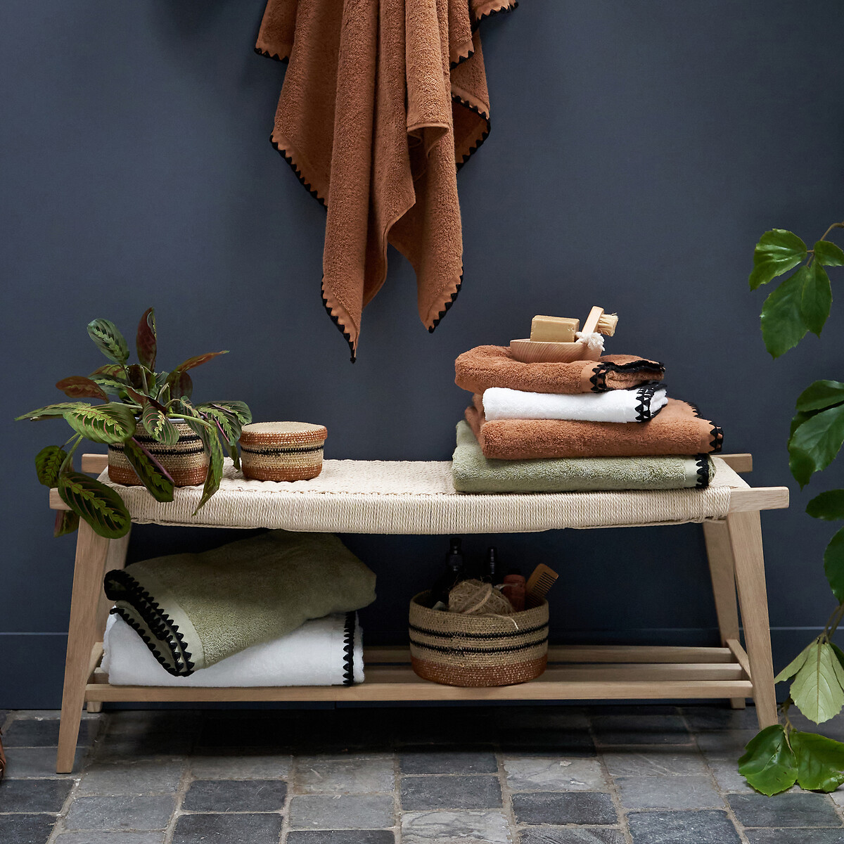 LA REDOUTE INTERIEURS<br>Conjunto de 3 cestos com tampas, Saski