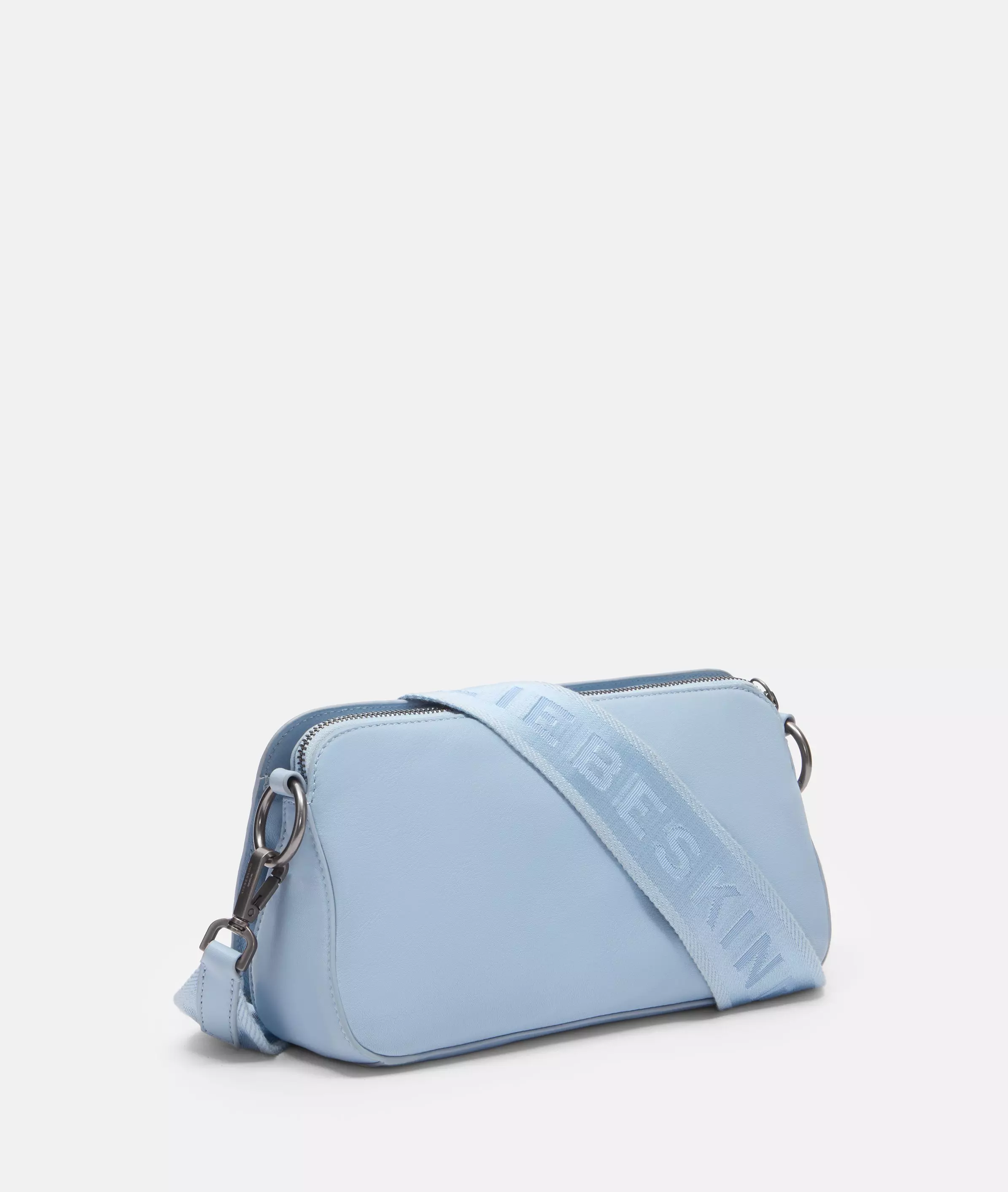 Clarice Crossbody M Spacious crossbody bag made from high-quality sheepskin