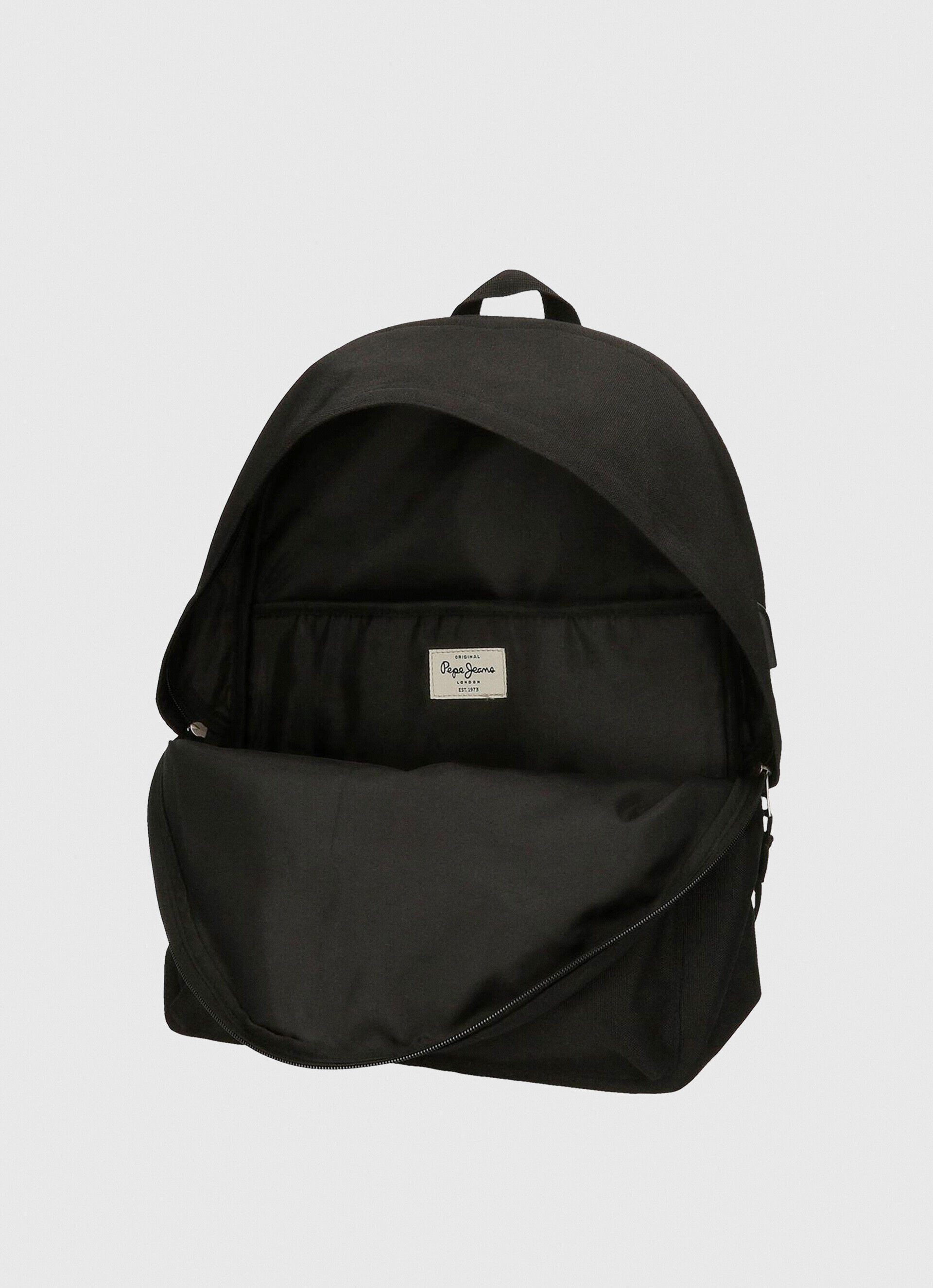 Mochila escolar lisa, cor preta, tamanho único.