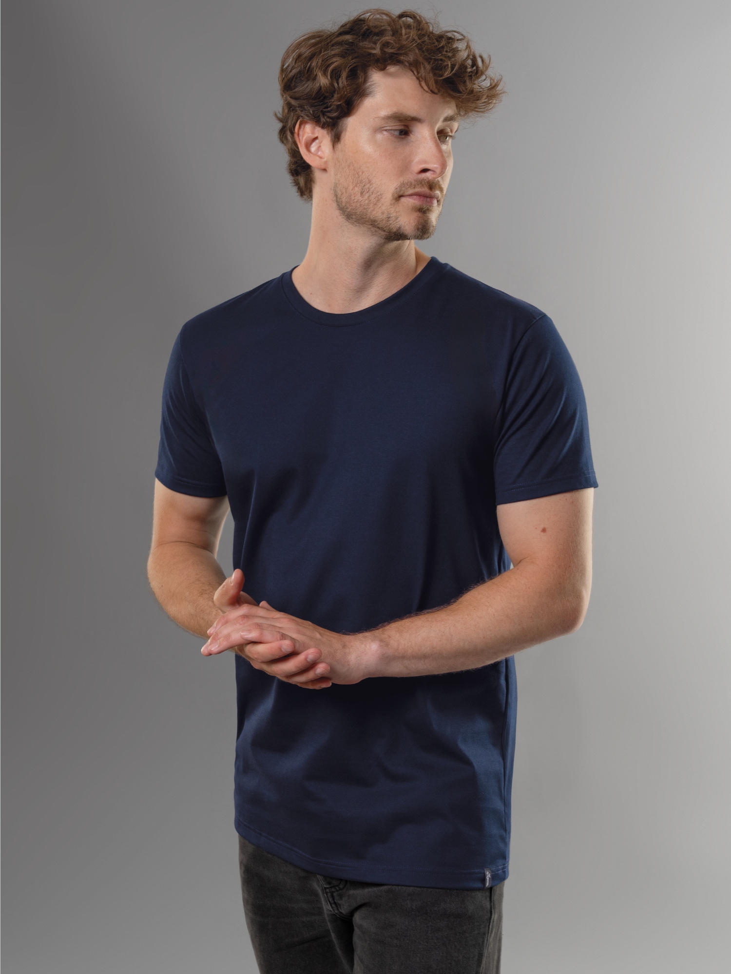 Slim Fit T-Shirt aus DELUXE Baumwolle Navy