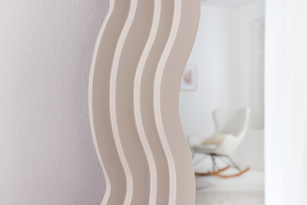 Design Wandspiegel WAVE 160cm greige