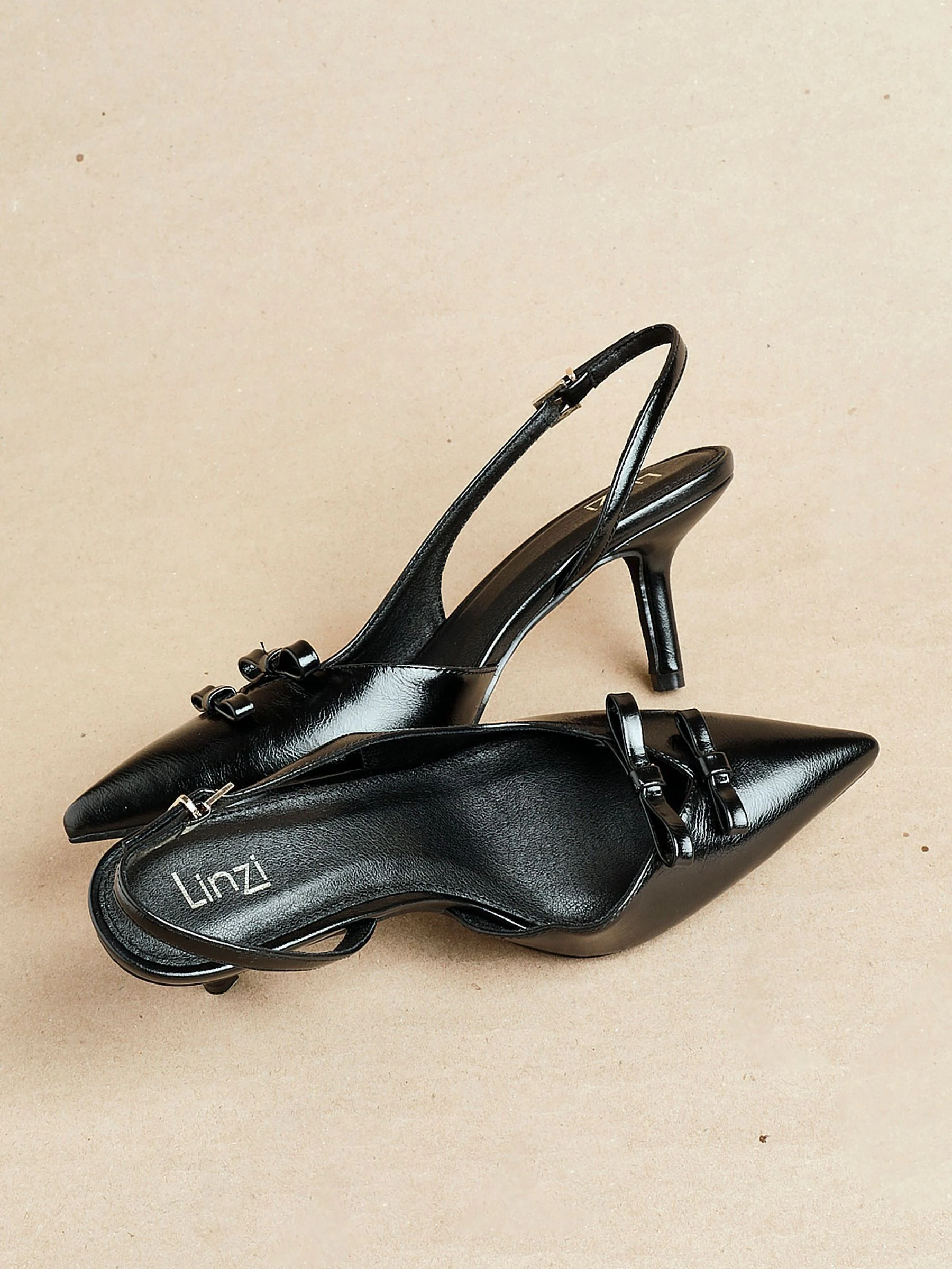 Zwart - Linzi Aysha Court Heels With Double Bow Detail