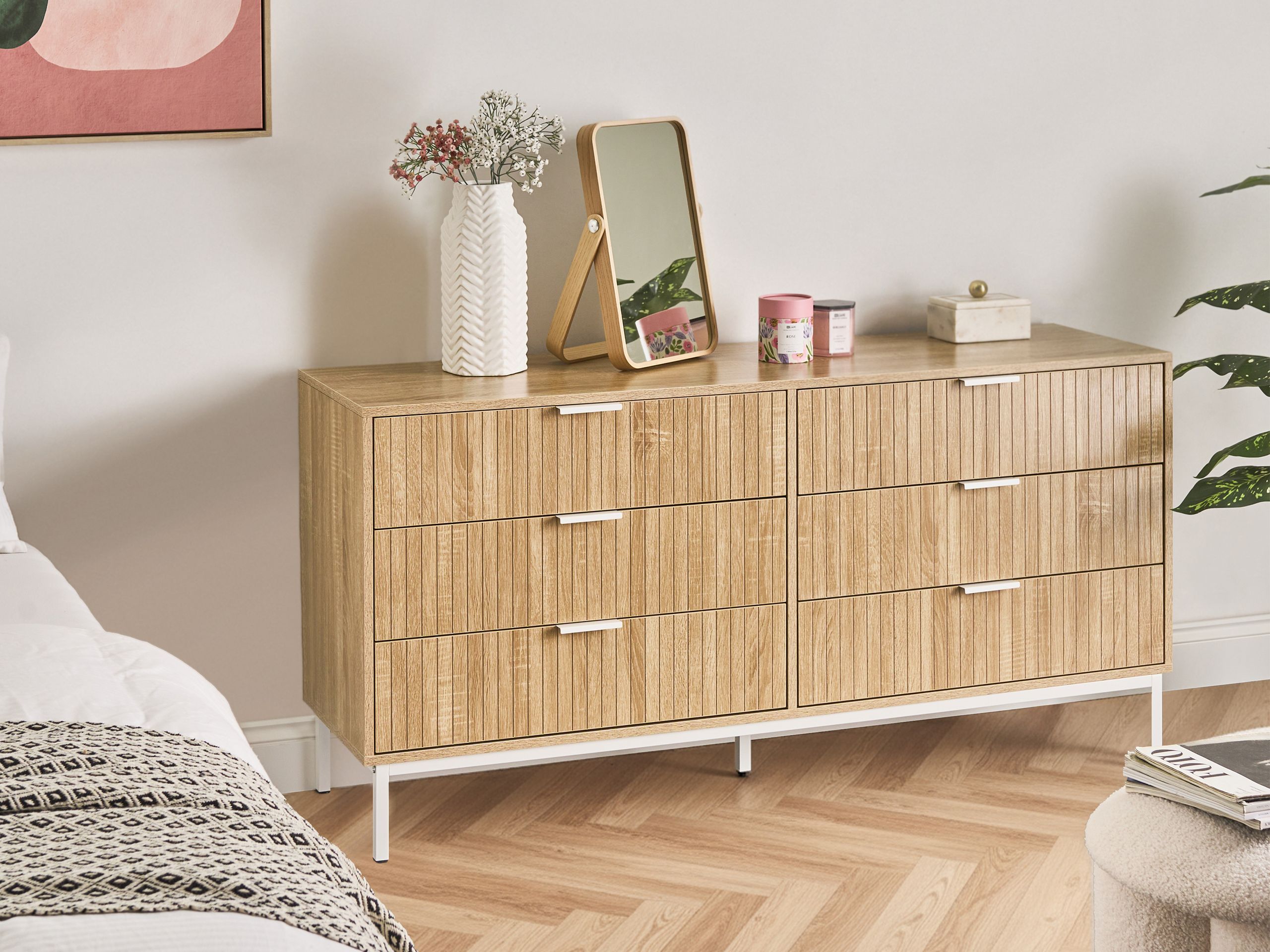 Beliani - ROYALLA  - Ladekast met 6 lades - Lichtbruin - MDF