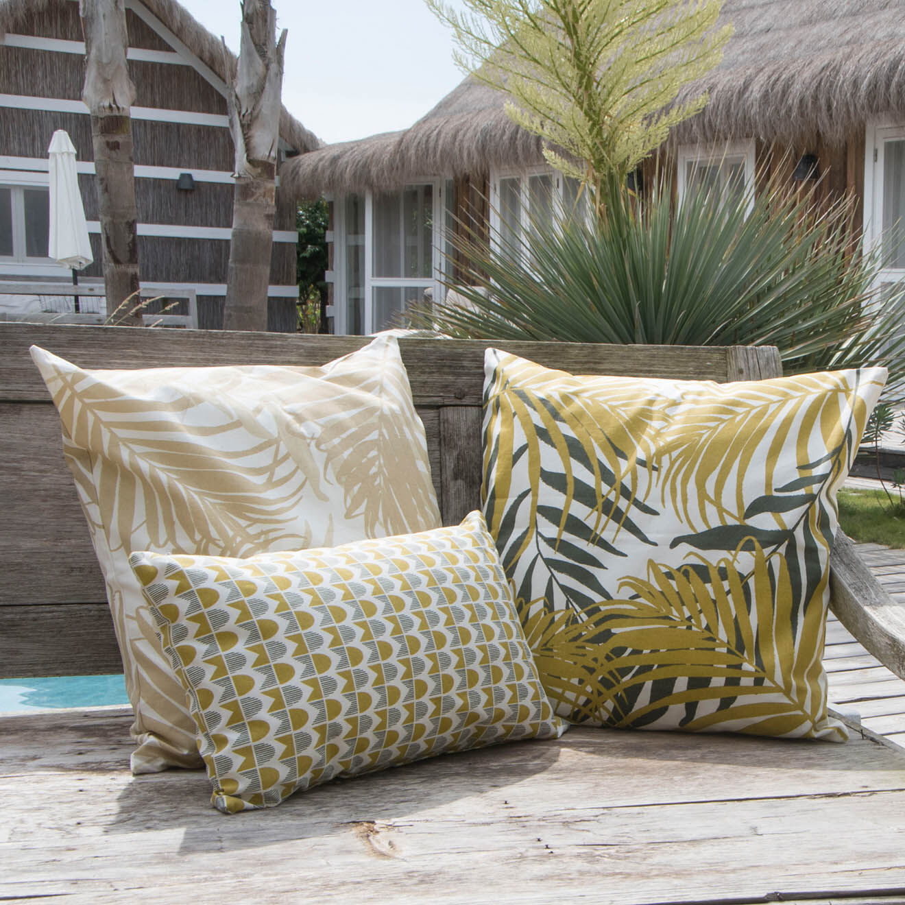 Febronie Housse de coussin d'extérieur Jungle jaune/kaki - 50x50 cm